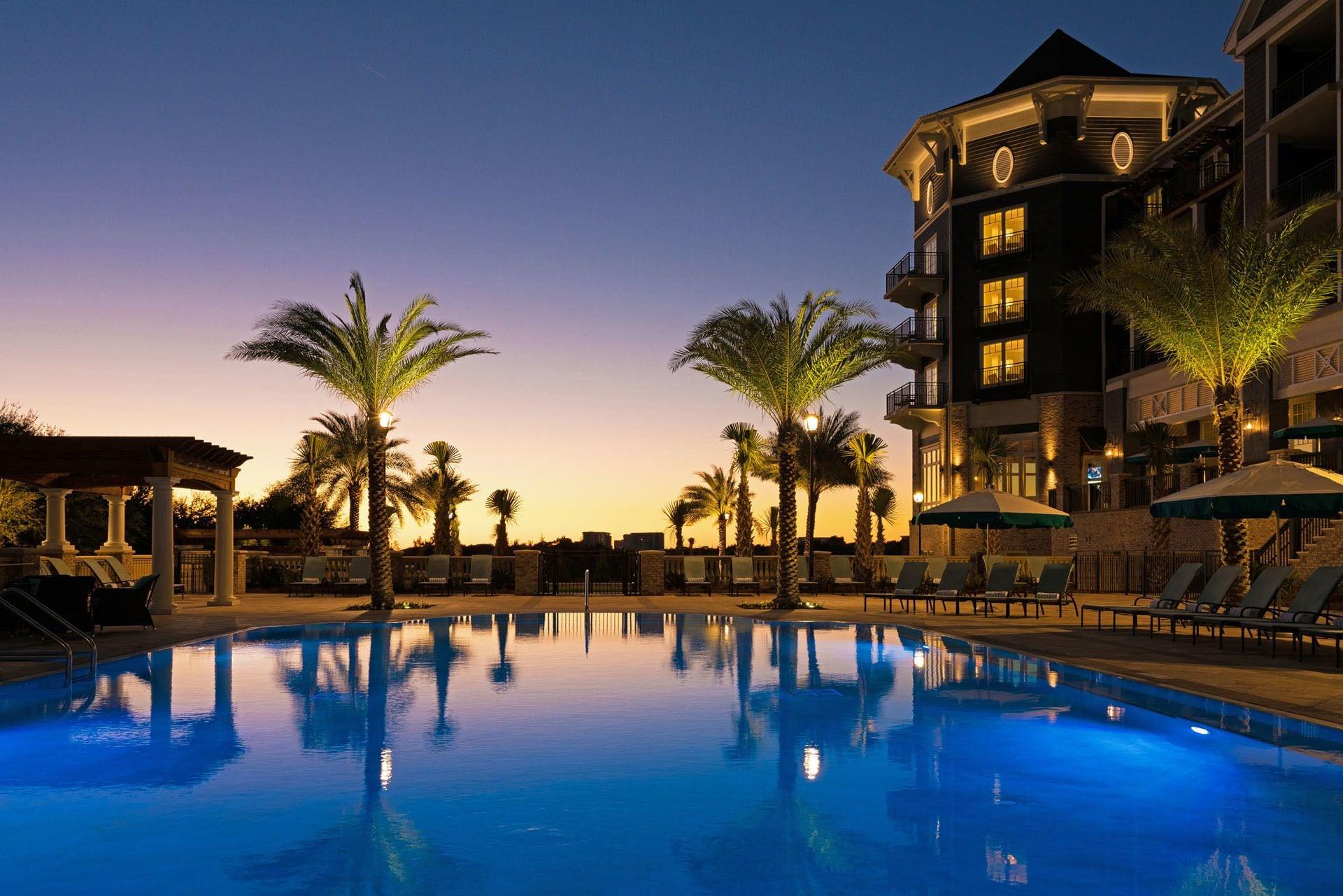 The Henderson Lofts Aparthotel Destin Exterior photo